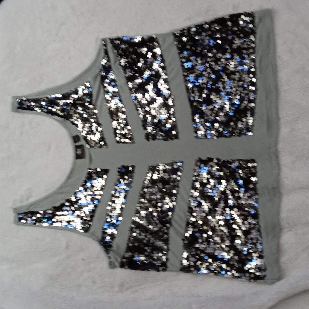 Rock Republic Mint green w/ sequins Rock Republic Size M - Picture 2 of 6